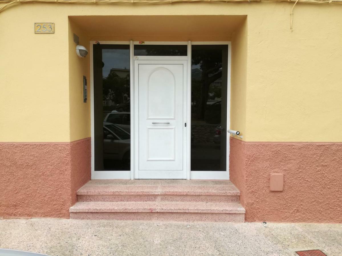 Atico Primer Linea De Mar Con Piscina En Ebrehogar Sant Carlos de la Ràpita المظهر الخارجي الصورة